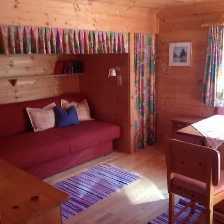 Zirmheim בית נופש פרטיסאו