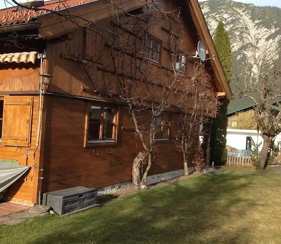 Semesterbostad Zirmheim *